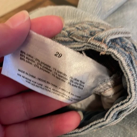 Frayed jeans high rise denim short - Picture 6 of 6